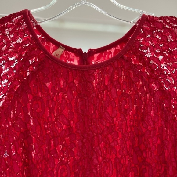 IMPERIAL Italian Bell Sleeve Fuchsia Lace Sheath Dress Size Medium - Picture 6 of 16